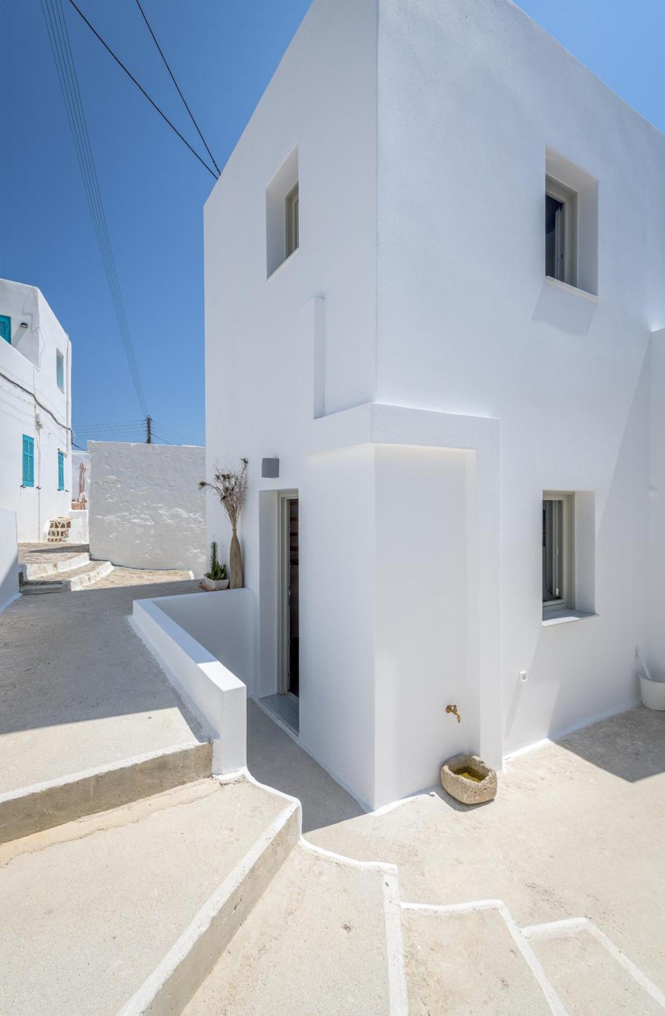 Studios Betty Plaka  Exterior photo